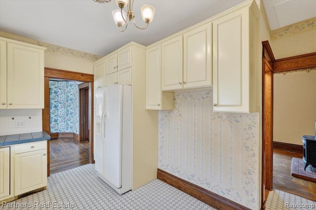 415 W Sibley Street, Howell, MI 48843