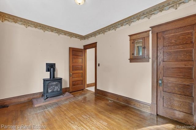 415 W Sibley Street, Howell, MI 48843