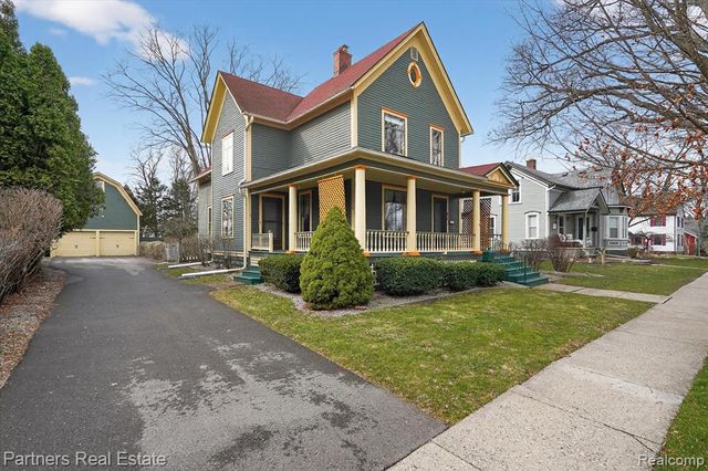 415 W Sibley Street, Howell, MI 48843