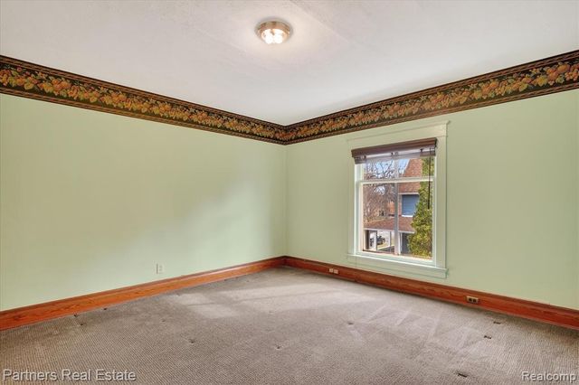 415 W Sibley Street, Howell, MI 48843