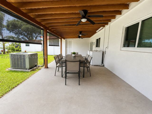 3312 NW 182nd St, Miami Gardens, FL 33056