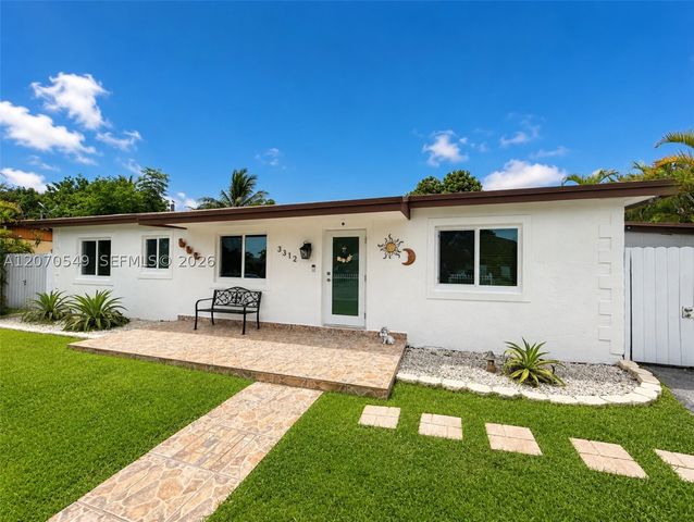 3312 NW 182nd St, Miami Gardens, FL 33056