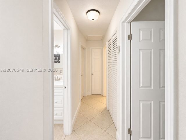 3312 NW 182nd St, Miami Gardens, FL 33056