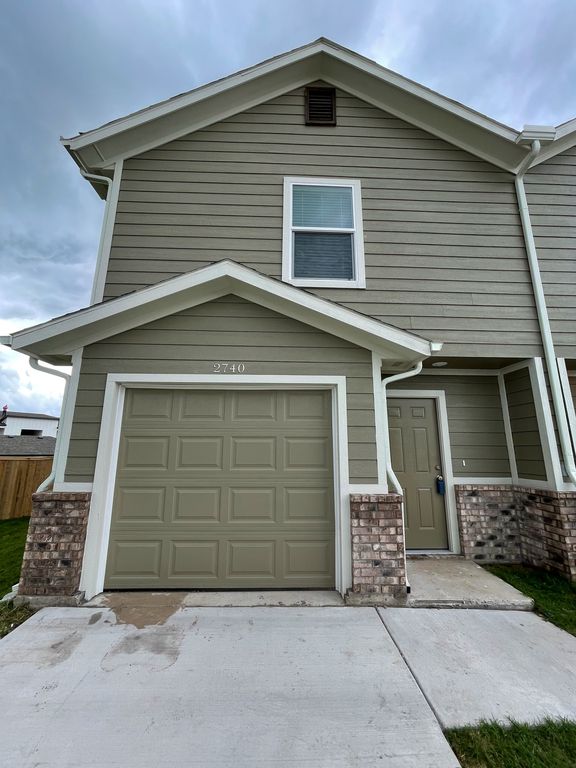 2740 Ginger Court, Sherman, TX 75092