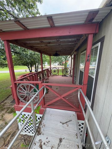 27 Bokchito Street, Canadian, OK 74425