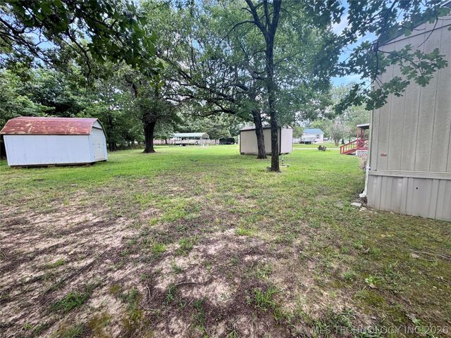 27 Bokchito Street, Canadian, OK 74425