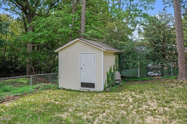 605 Sawmill Road, Raleigh, NC 27615