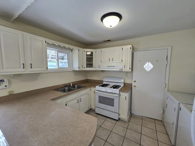 16516 Spaulding Avenue, Markham, IL 60428