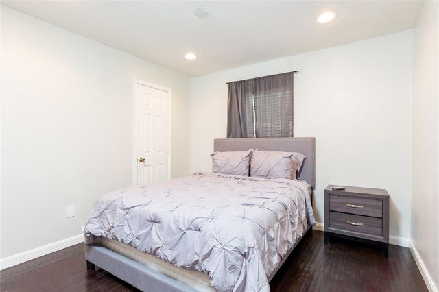 14402 Chevy Chase Drive, Houston, TX 77077