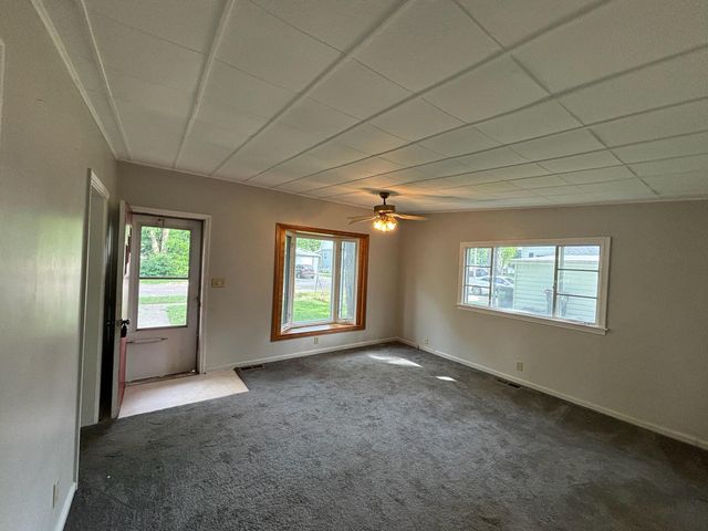 111 Prospect Street, Plainwell, MI 49080