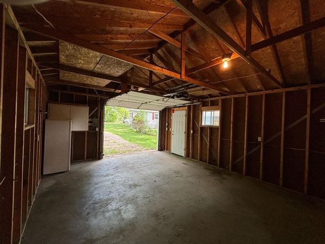 111 Prospect Street, Plainwell, MI 49080