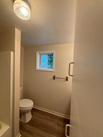 111 Prospect Street, Plainwell, MI 49080
