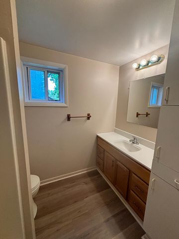 111 Prospect Street, Plainwell, MI 49080