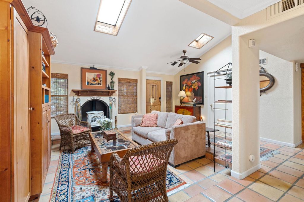 771 Bianco Ct, Davis, CA 95616