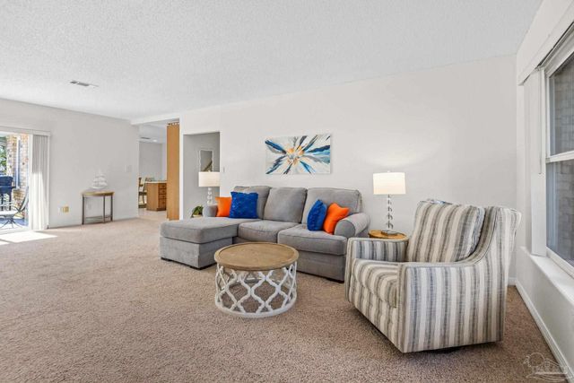 3367 Circle Dr, Gulf Breeze, FL 32563