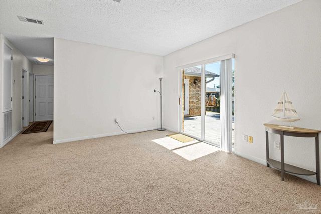 3367 Circle Dr, Gulf Breeze, FL 32563