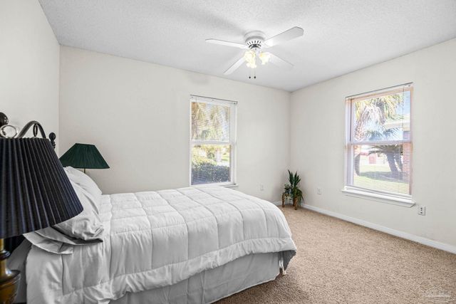 3367 Circle Dr, Gulf Breeze, FL 32563