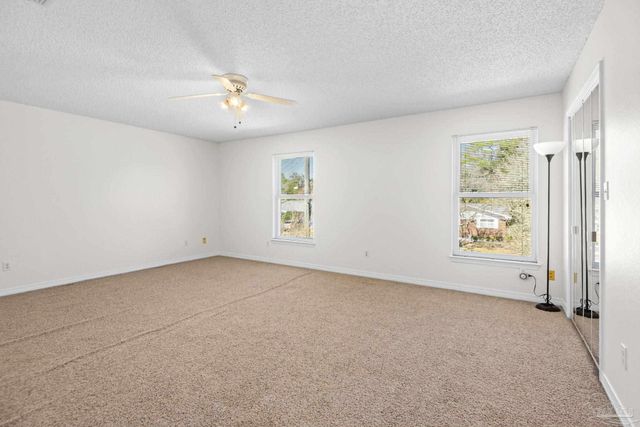 3367 Circle Dr, Gulf Breeze, FL 32563