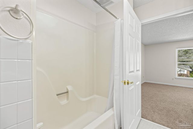 3367 Circle Dr, Gulf Breeze, FL 32563