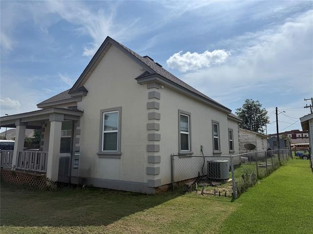 407 W Wade Street, El Reno, OK 73036