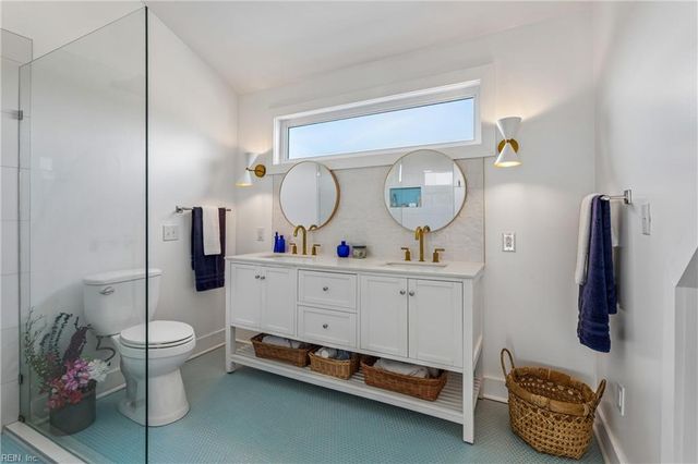 907 Bay Tree Beach RD, Seaford, VA 23696