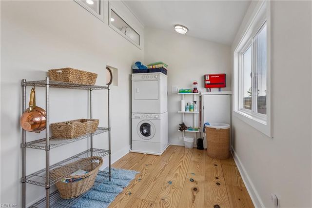 907 Bay Tree Beach RD, Seaford, VA 23696