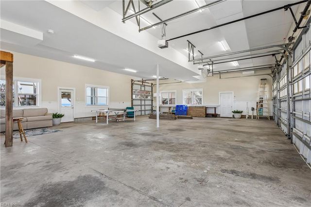 907 Bay Tree Beach RD, Seaford, VA 23696