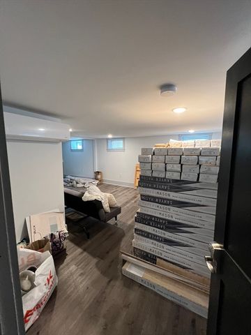 288 Columbia St 1, Cambridge, MA 02139