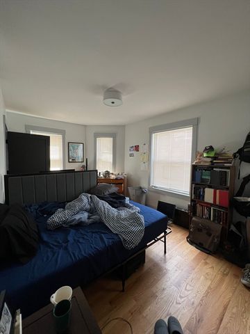 288 Columbia St 1, Cambridge, MA 02139