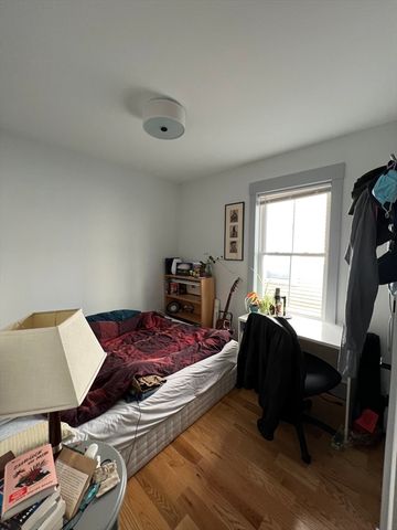 288 Columbia St 1, Cambridge, MA 02139