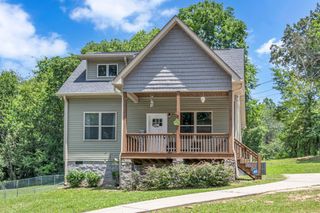 1116 Taylor Town Rd, White Bluff, TN 37187