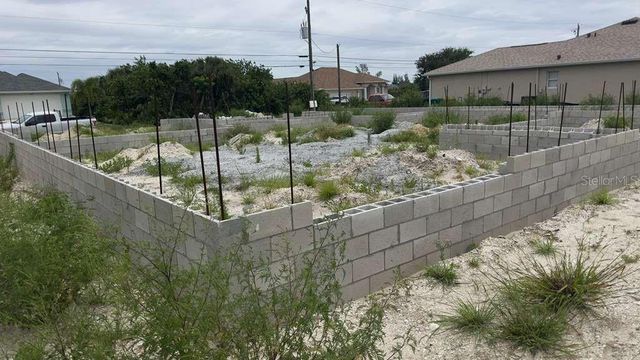 15408 LAKELAND CIRCLE, Port Charlotte, FL 33981