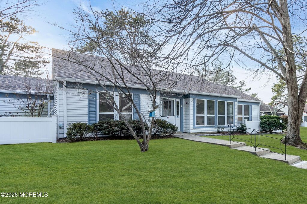 713B Wooton Court b, Manchester, NJ 08759