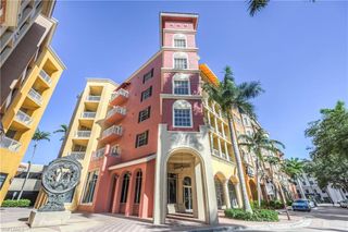410 Bayfront PL 2409, Naples, FL 34102