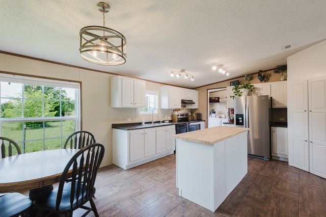 964 Private Road 4219, Decatur, TX 76234