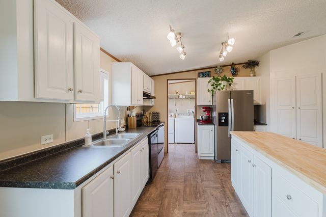964 Private Road 4219, Decatur, TX 76234