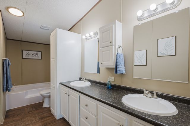 964 Private Road 4219, Decatur, TX 76234