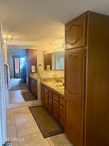 12212 N PARADISE VILLAGE Parkway S 338, Phoenix, AZ 85032