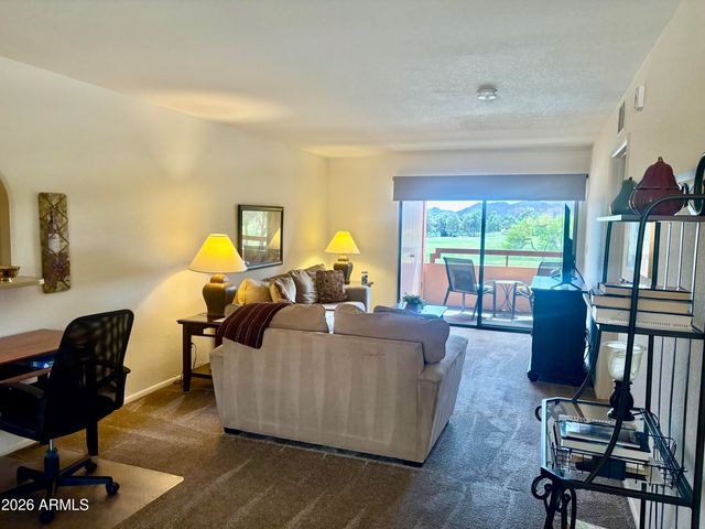 12212 N PARADISE VILLAGE Parkway S 338, Phoenix, AZ 85032