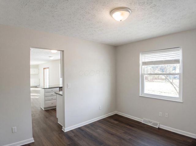 6571 Schenk Avenue, Reynoldsburg, OH 43068