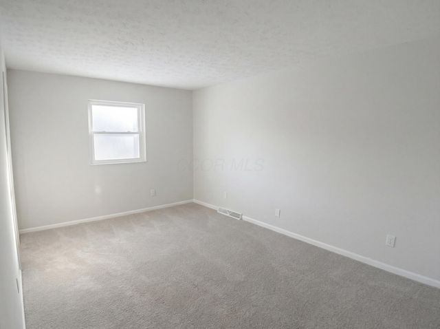 6571 Schenk Avenue, Reynoldsburg, OH 43068