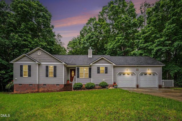 32 Texas Cattle Drive, Clayton, NC 27520