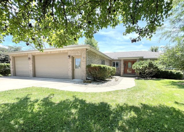 210 Mary Senica Court, Lasalle, IL 61301