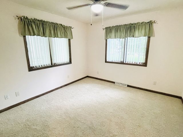 210 Mary Senica Court, Lasalle, IL 61301