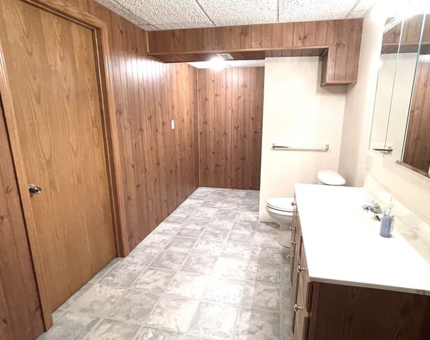 210 Mary Senica Court, Lasalle, IL 61301