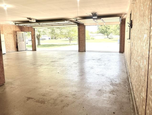 210 Mary Senica Court, Lasalle, IL 61301