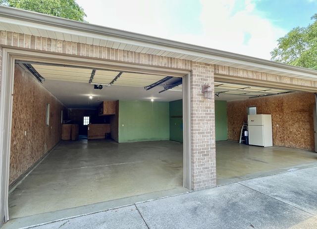 210 Mary Senica Court, Lasalle, IL 61301