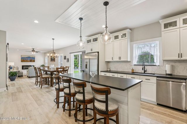 431 Virginia Avenue, Bayville, NJ 08721