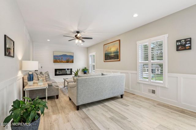 431 Virginia Avenue, Bayville, NJ 08721