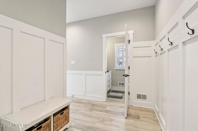 431 Virginia Avenue, Bayville, NJ 08721